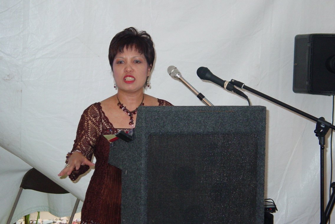 Speaking early years 2005 Ron Batts home