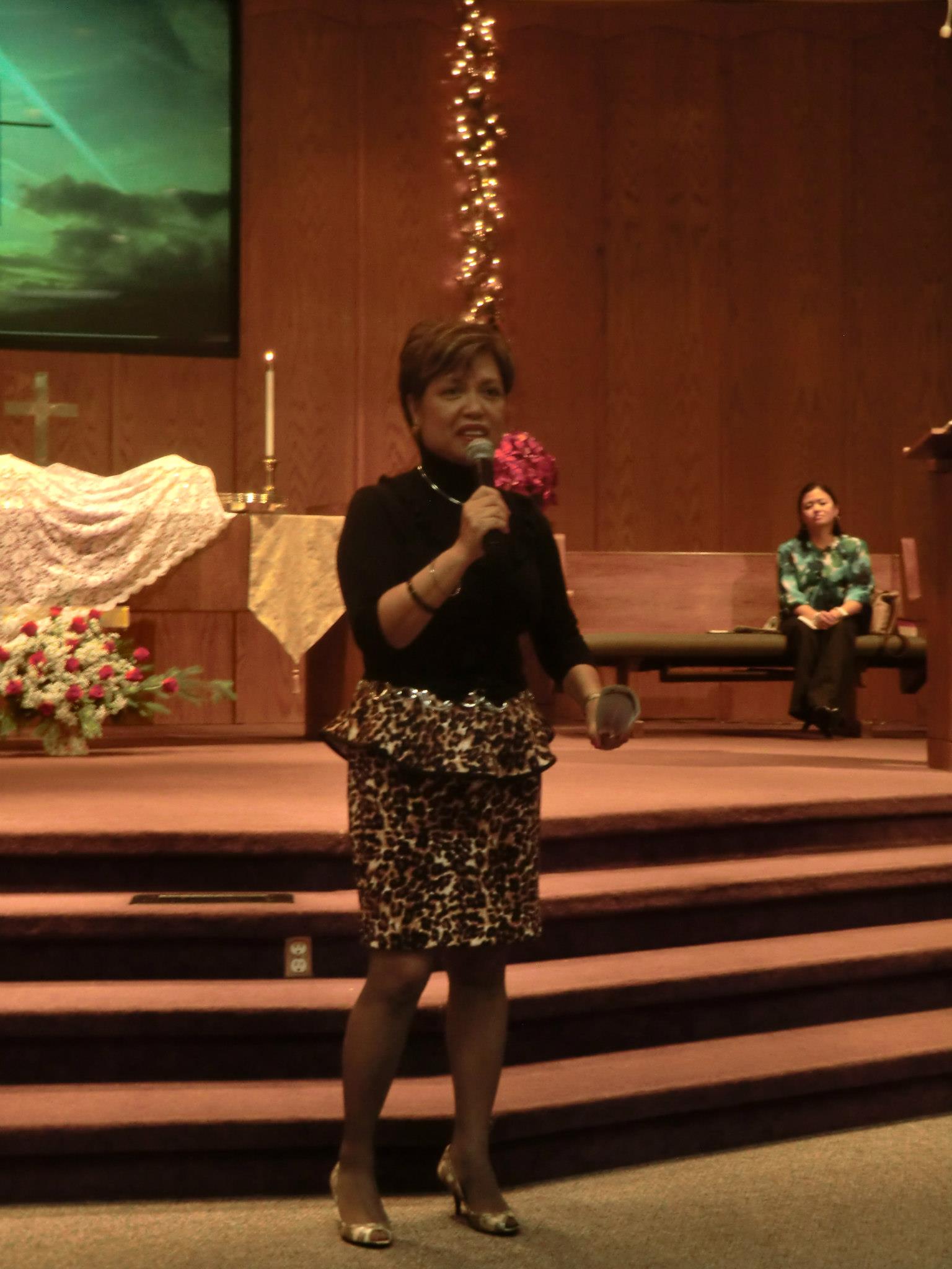 Speaking in Filipino church