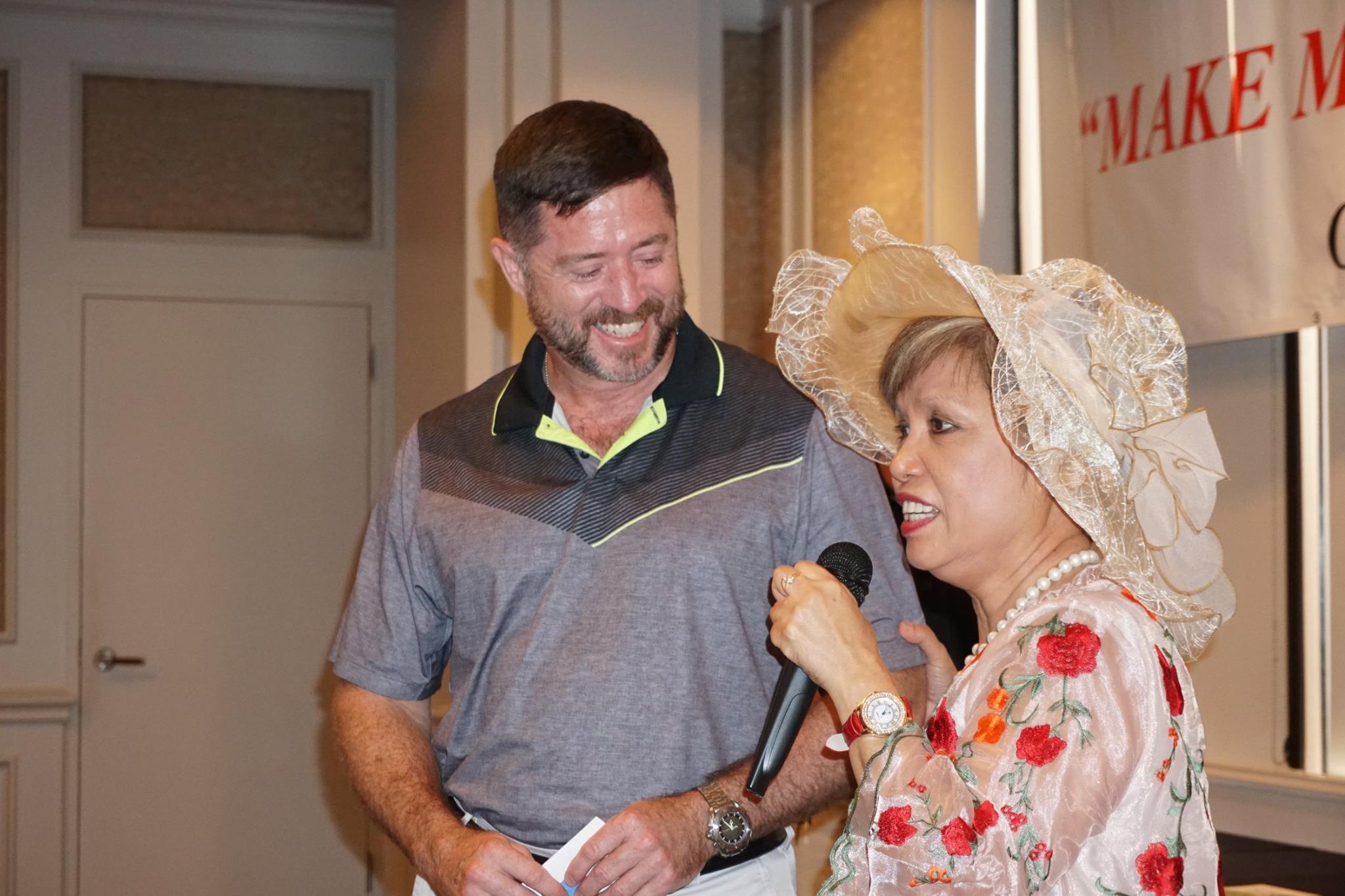 Speaking with golfer