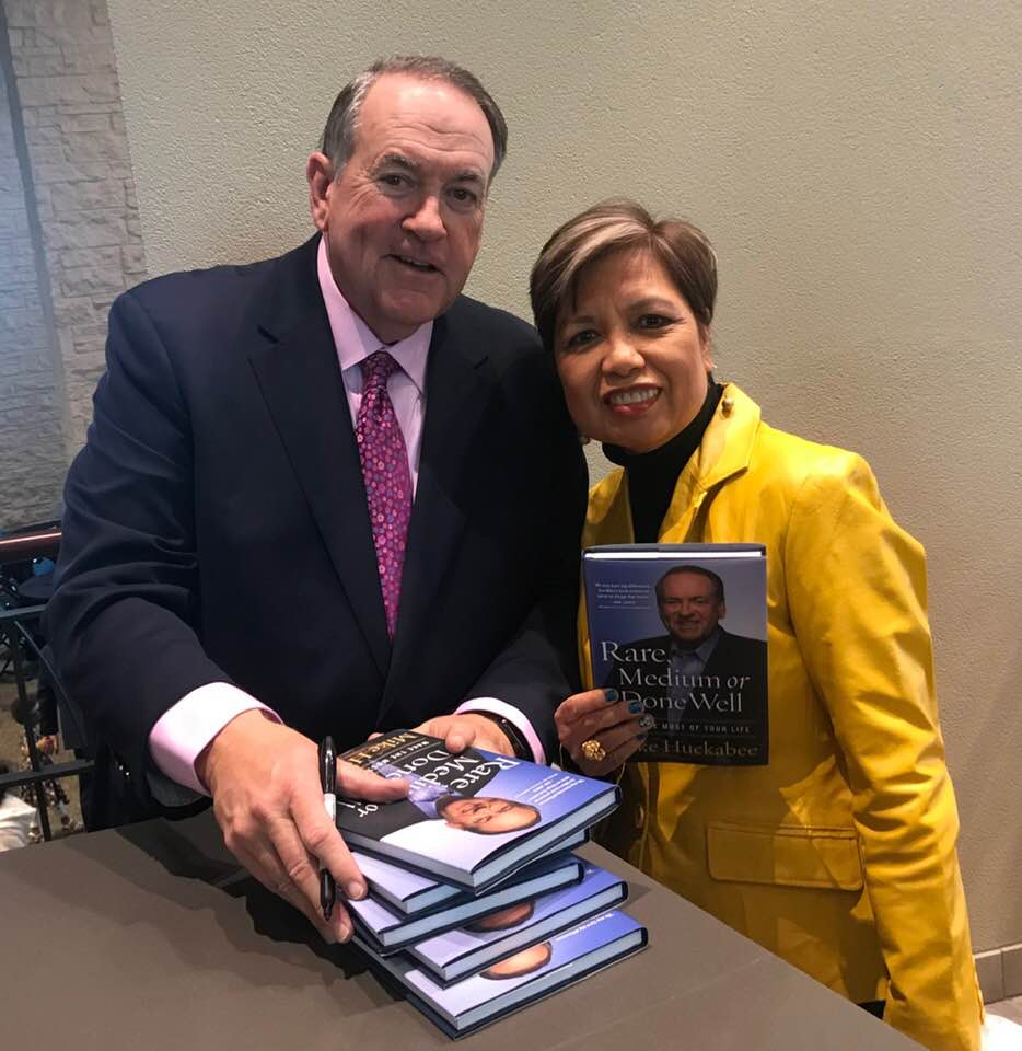 Susie Jennings with Gov. Mike Huckabee